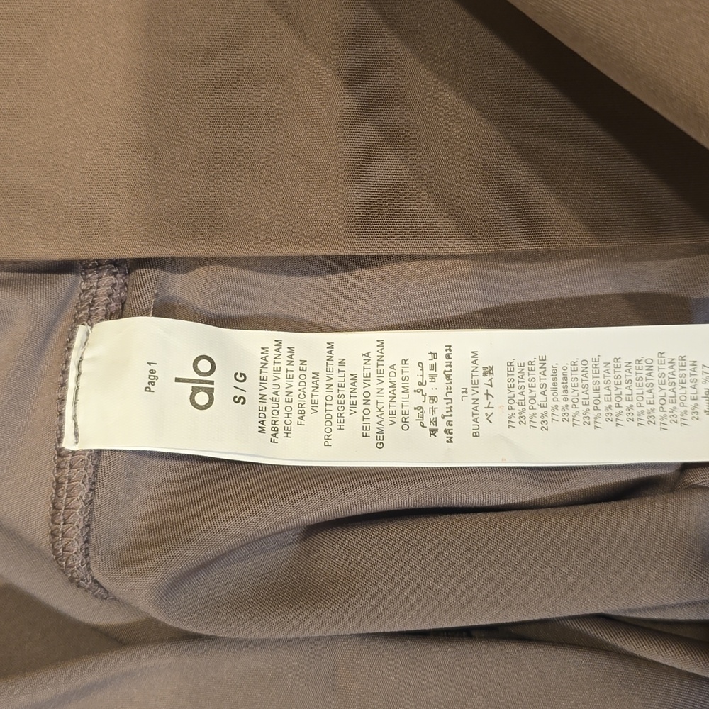 Alo Yoga FLAW 7/8 High-Waist Airlift Legging In Mushroom Small $134 *Minor FLAW* - Picture 9 of 16